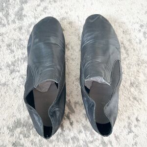 ⭐️3/$30⭐️ (bundle deal) Black Leather Dance Shoes size 8.5